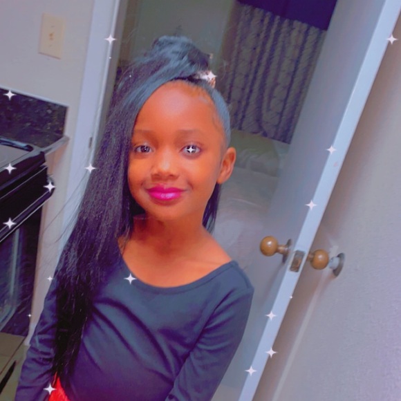 Meet your Posher, Alexis - Picture 10 of 16